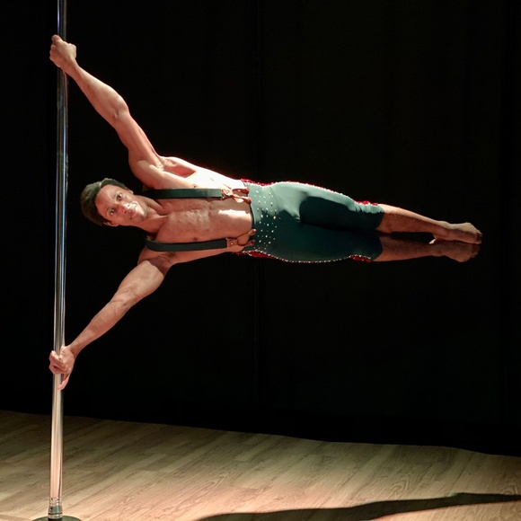 Meet your Posher, Jason - Picture 4 of 5